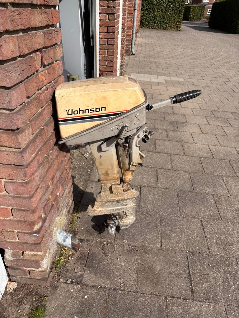 6pk johnson, heeft inderhoud nodig, Ophalen, Zo goed als nieuw, Motor en Techniek, Motorboot