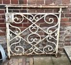 Brocante oud smeedijzeren hekje / deurtje / hekwerk, Ophalen