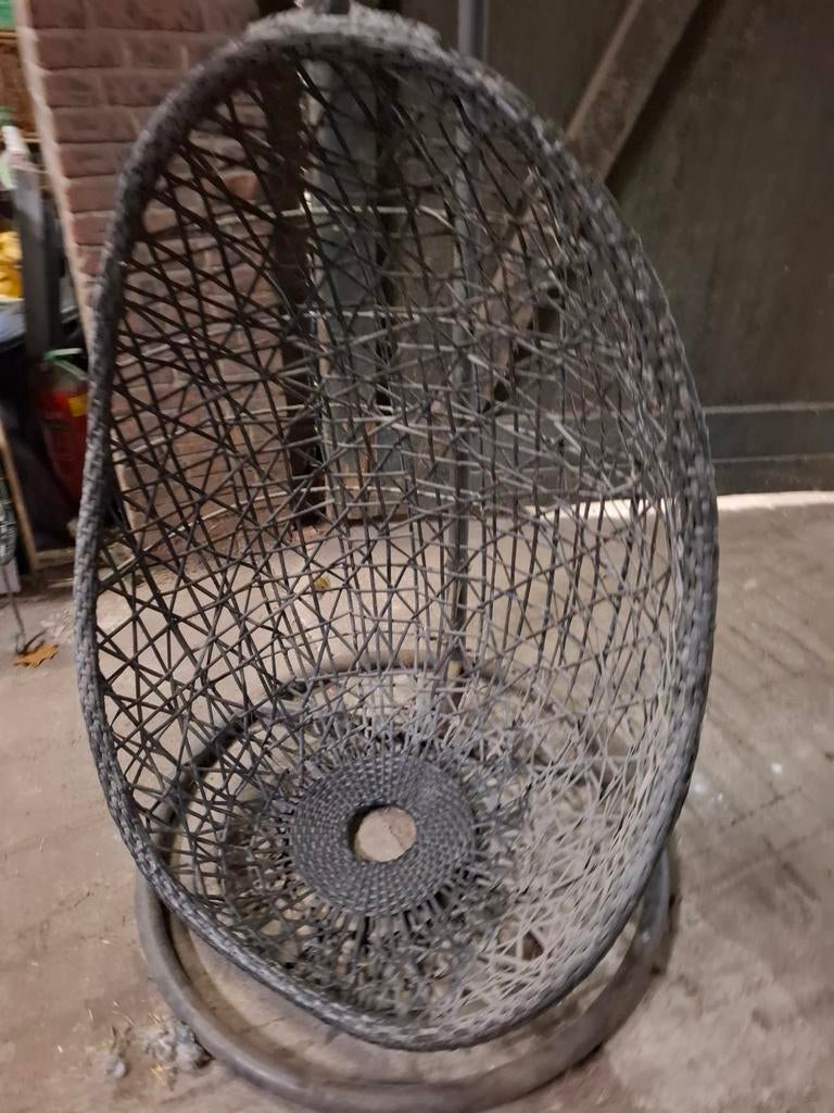 Hang ei stoel met staander, Ophalen, Wicker