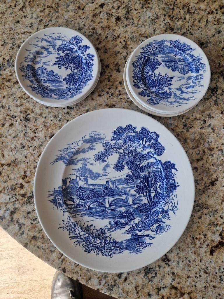Wedgewood Countryside gebaksservies jaren 60, Antiek en Kunst, Antiek | Servies los, Ophalen