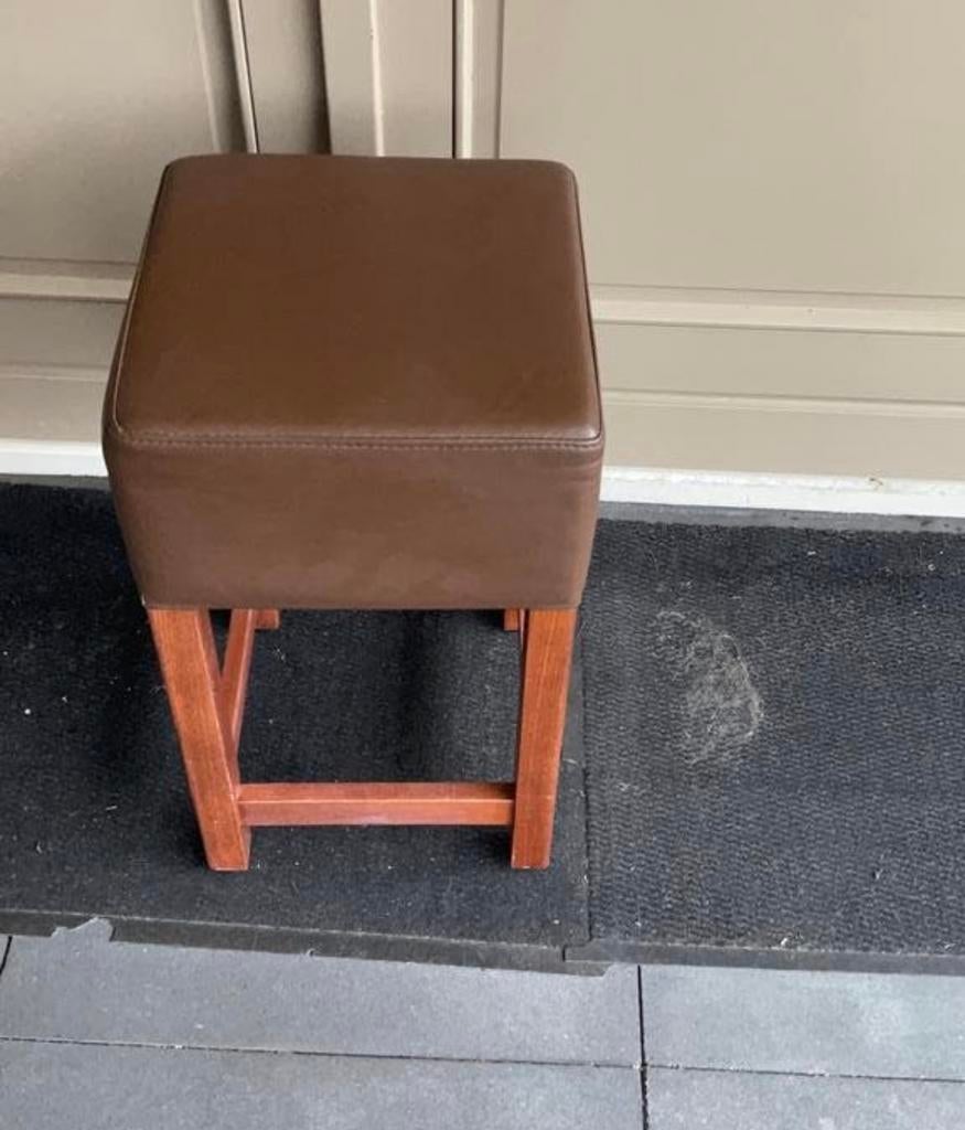 Krukjes ongebruikt, Huis en Inrichting, Krukjes, Ophalen, Zo goed als nieuw, Hout