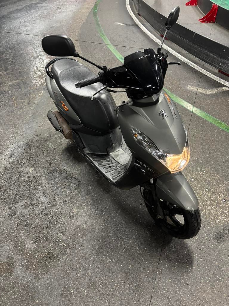 Peugeot kisbee 2014, Ophalen, Zo goed als nieuw, Benzine, Overige modellen