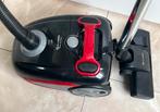 stofzuiger werkt prima, Witgoed en Apparatuur, Stofzuigers, Ophalen of Verzenden, Zo goed als nieuw, Stofzak, Stofzuiger