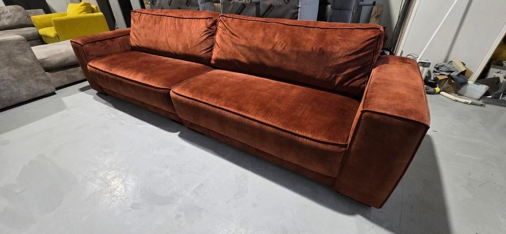 Van Ouds Meubels velvet terracotta bank 4-persoons, Ophalen, Gebruikt, 300 cm of meer, 75 tot 100 cm