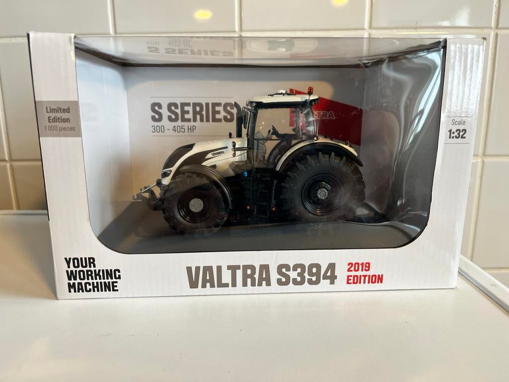 Valtra S394 UH 1/32 Model Tractor - Limited Edition, Overige merken, 1:32 tot 1:50, Overige typen, Nieuw