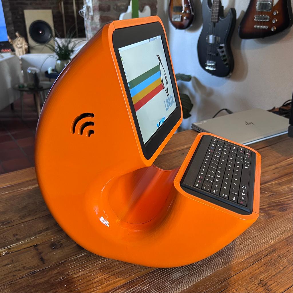 Raspberry PI 5 in custom behuizing, 2 tot 3 Ghz, Met monitor, 8 GB, Ophalen of Verzenden