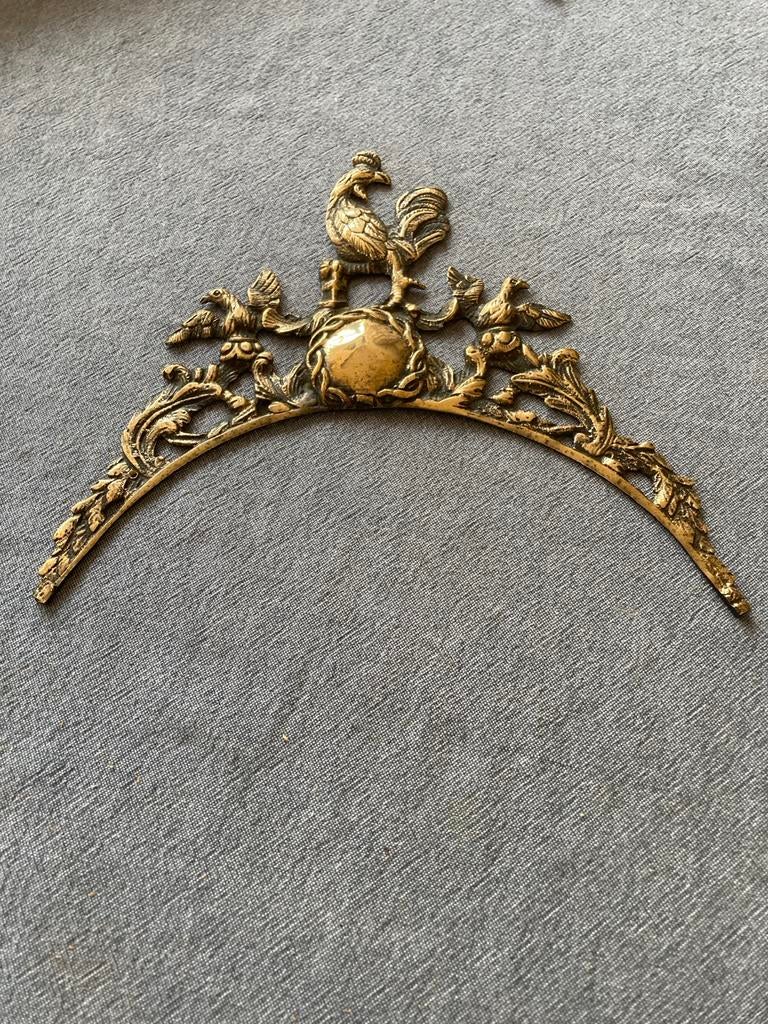 Antiek comtoise gietstuk, Directoire periode, Antiek en Kunst, Ophalen of Verzenden