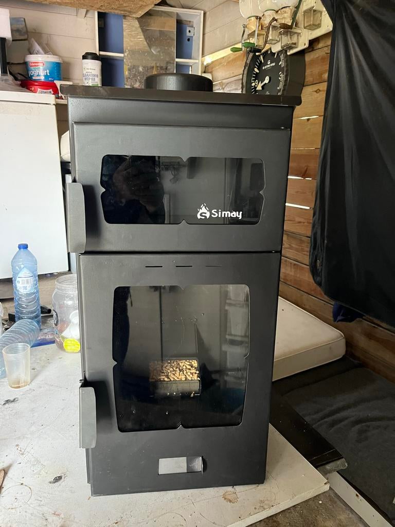 Nieuwe ongebruikte pellet/hout kachel met oven, Huis en Inrichting, Kachels, Nieuw, Ophalen of Verzenden, Pelletkachel, Vrijstaand