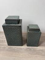 Stenen potten kleur groen met deksel, Gebruikt, Schaal, Vierkant, Ophalen of Verzenden