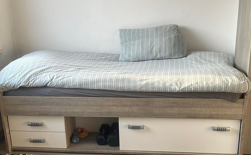 Bedden, Ophalen, Gebruikt, 90 cm, Eenpersoons