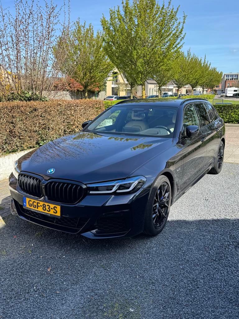 DEALERGARANTIE t/m JULI 2028 BMW 5-Serie 530e 292pk Aut 2023, Auto's, 1998 cc, Achterwielaandrijving, 4 cilinders, Zwart