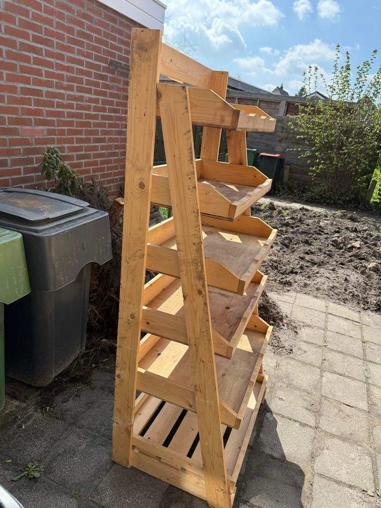 Houten stellingkast, Ophalen, Gebruikt