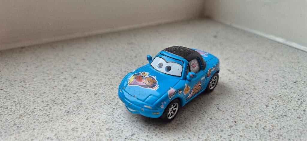 Disney Pixar Cars Dinoco Mia / Tia, Ophalen of Verzenden, Gebruikt