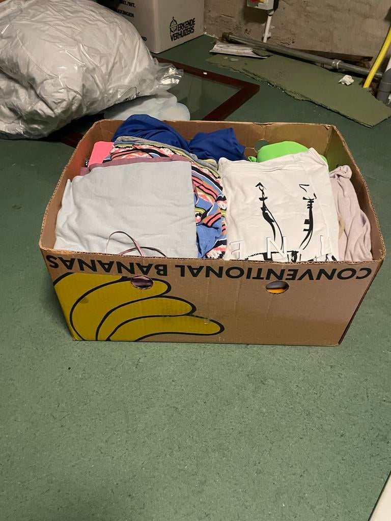 Doos vol kleding, Ophalen of Verzenden, Gedragen