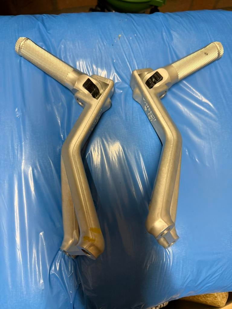 Nieuwe voetsteun voetsteunen Ducati streetfighter panigale, Ophalen of Verzenden, Nieuw