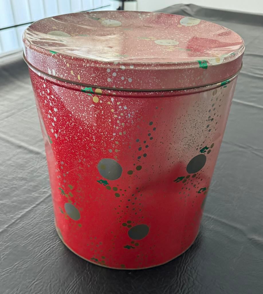 groot opbergblik blik met deksel rood stippen oud verroest, Verzamelen, Blikken, Ophalen of Verzenden, Gebruikt, Overige, Overige merken