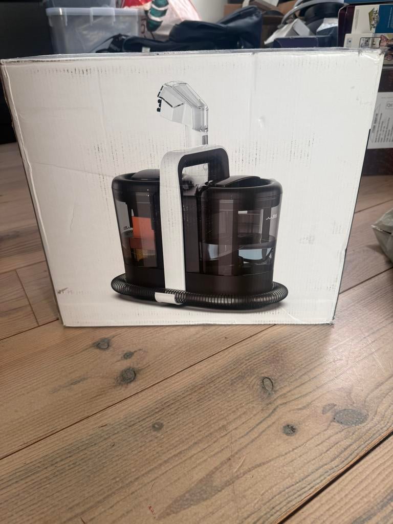 Tapijt en bekleding reiniger nieuw in doos, Doe-het-zelf en Verbouw, Reinigingsmachines, Ophalen of Verzenden, Zo goed als nieuw