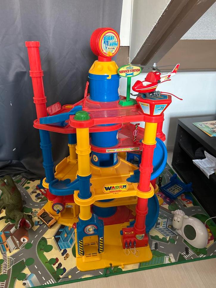 Wader Parktoren Speelgoed Garage, Kinderen en Baby's, Speelgoed | Speelgoedvoertuigen, Gebruikt, Ophalen