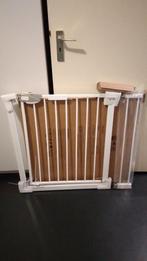 2x Nieuw in doos traphekje - Auto-Close Baby Safety Gate, Kinderen en Baby's, Traphekjes, Nieuw, Ophalen of Verzenden, Klemhekje