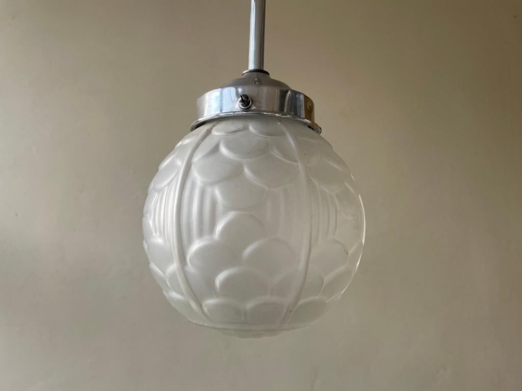 Lamp Hanglamp Bol Art Deco 1930 Matglas Gestileerd Frans, Ophalen of Verzenden