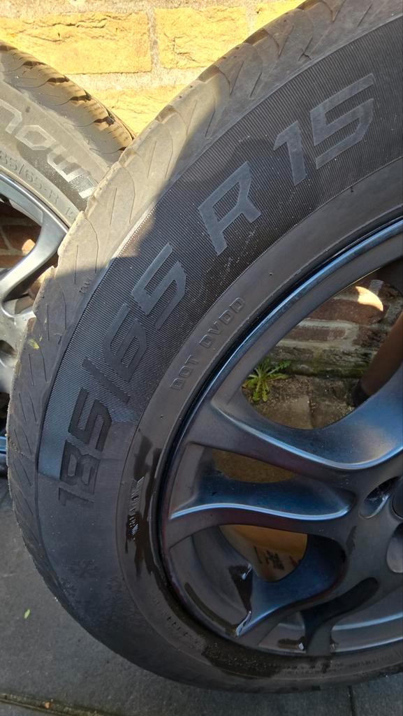 Sportvelgen met Vredestein winterbanden R15, Auto-onderdelen, Banden en Velgen, Banden en Velgen, Winterbanden, 15 inch, 185 mm