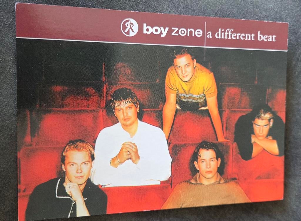 Boyzone, Verzamelen, Ansichtkaarten | Themakaarten, Verzenden, 1980 tot heden, Ongelopen, Sterren en Beroemdheden