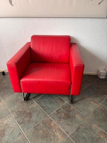 Artiforte mare fauteuil rood en beige beschikbaar voor biedingen