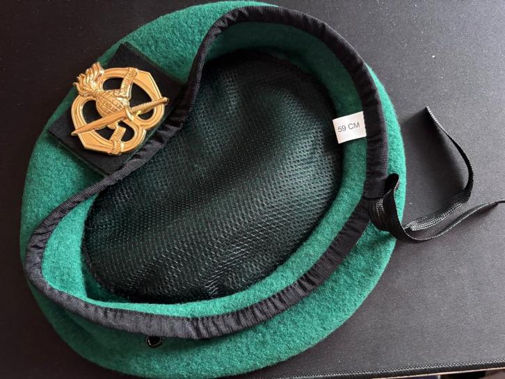 KCT  baret, Verzamelen, Militaria | Algemeen, Landmacht, Kleding of Schoenen, Nederland, Ophalen of Verzenden