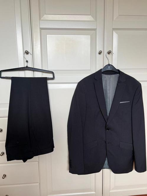 Colbert en broek maat 90/94 slimfit kleur zwart ZGAN, Kleding | Heren, Kostuums en Colberts, Zo goed als nieuw, Zwart, Ophalen
