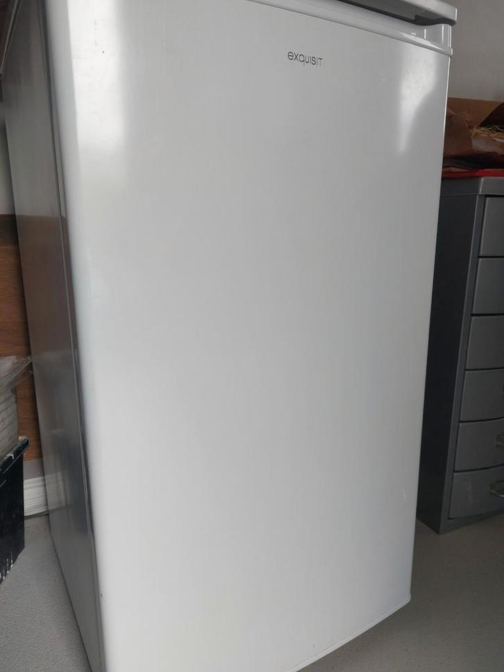 Exquisit koelkast tafelmodel, Witgoed en Apparatuur, Koelkasten en IJskasten, Gebruikt, Met vriesvak, Minder dan 75 liter, Minder dan 85 cm