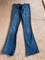 Bershka Flare Jeans Maat 34, Blauw, Zo goed als nieuw, Maat 34 (XS) of kleiner, Lang
