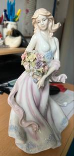 VINTAGE Yvonne Halton beeldje (2000 YH) Prachtige maagd met, Ophalen of Verzenden, Zo goed als nieuw, Mens