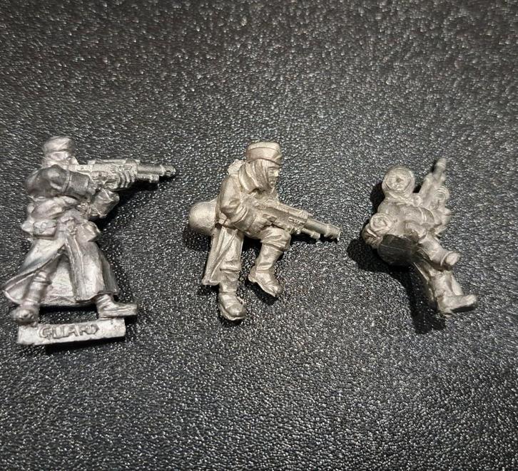 Warhammer 40k Imperial Guard Valhallen Ice Warriors OOP, Hobby en Vrije tijd, Wargaming, Gebruikt, Warhammer 40000, Figuurtje(s)