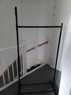 Zwarte kleding rek  met kapstok, Kunststof, Ophalen of Verzenden, Zo goed als nieuw, 150 tot 200 cm