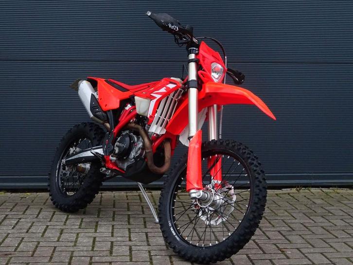 BETA RR 350 4T ENDURO met kenteken BTW, Motoren, Motoren | Overige merken, Bedrijf, Enduro, 12 t/m 35 kW, Minimaal motorrijbewijs A2