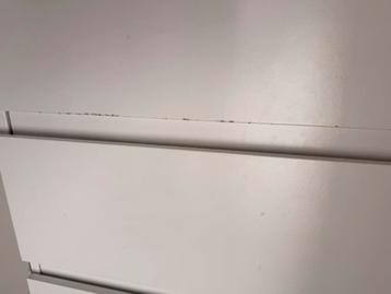 Witte IKEA Malm kast - afbeelding 2