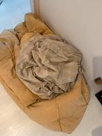 Oud dekbed en lakens gratis afhalen, Huis en Inrichting, Zitzakken, Ophalen, Zo goed als nieuw, Wit