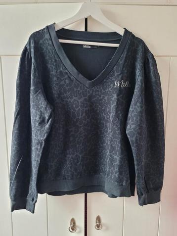 4x sweater Milla Amsterdam maat 42