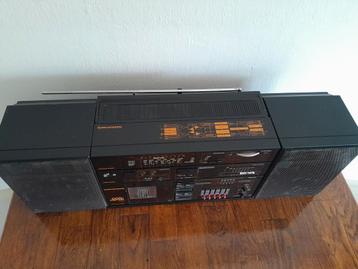 Coole grote vintage GRUNDIG PARTY CENTER 800 beschikbaar voor biedingen