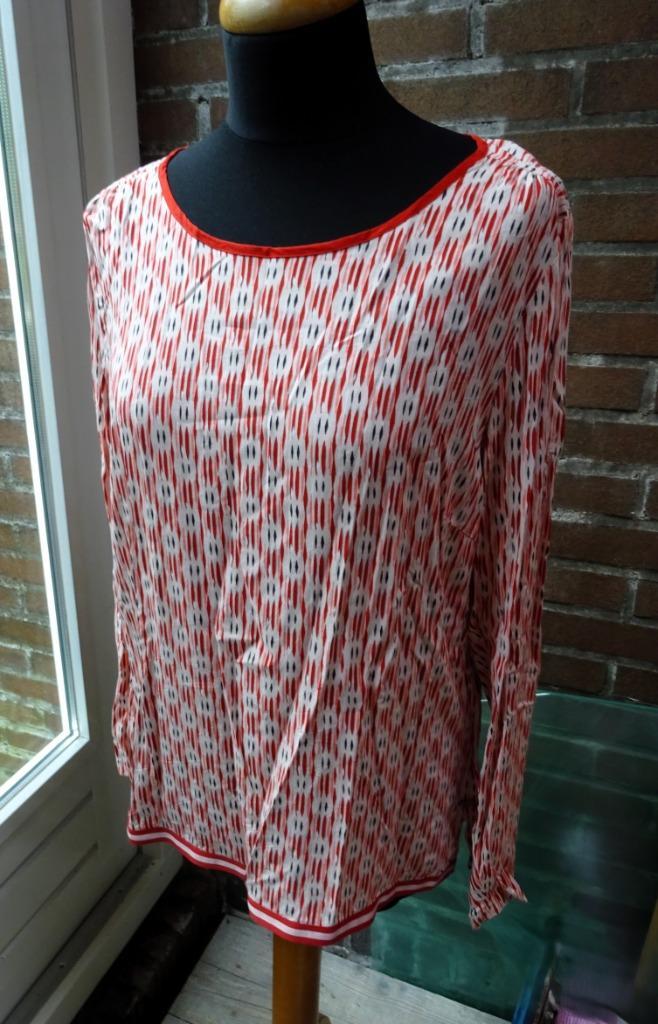 Sandwich shirtje rood oranje en zwarte verticale streepjes M, Kleding | Dames, Blouses en Tunieken, Gedragen, Maat 38/40 (M), Rood