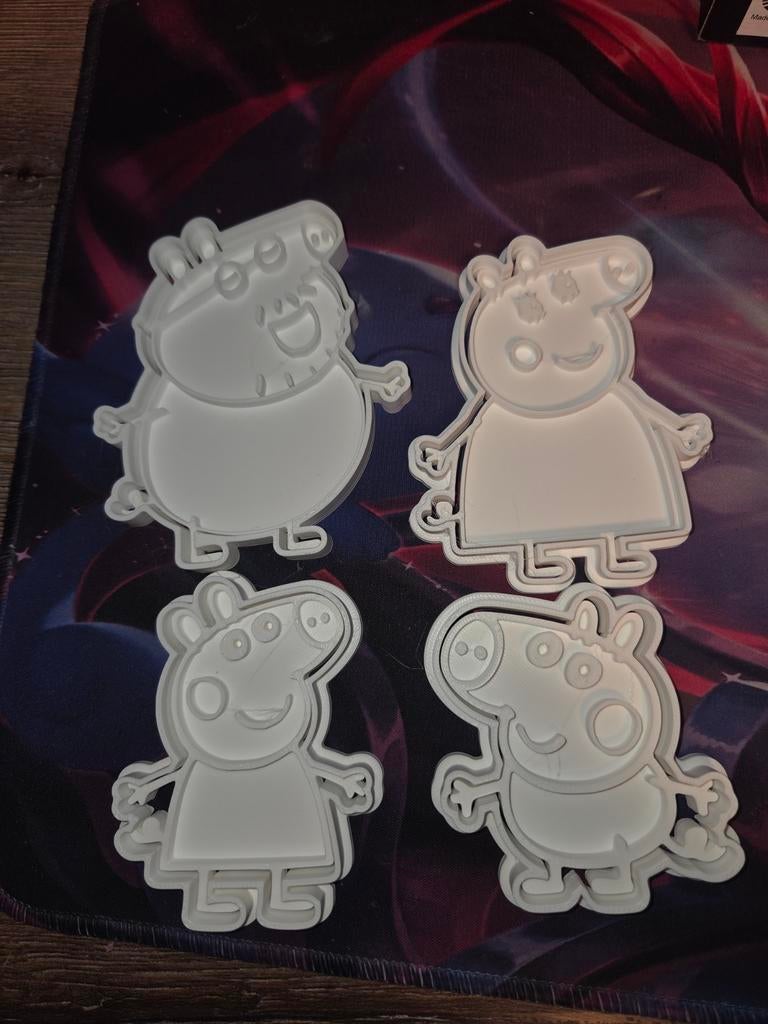 Peppa Pig Koekvormen Set, Hobby en Vrije tijd, Taarten en Cupcakes maken, Ophalen of Verzenden, Nieuw, Taarten of Cupcakes, Bakvorm