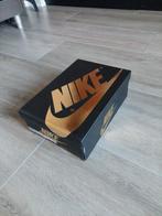 air jordan 1 retro high og black metallic gold-palomino, Ophalen of Verzenden