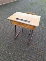 schooltafeltje met stoel, Kinderen en Baby's, Kinderkamer | Tafels en Stoelen, Ophalen, Gebruikt, Tafel(s) en Stoel(en)