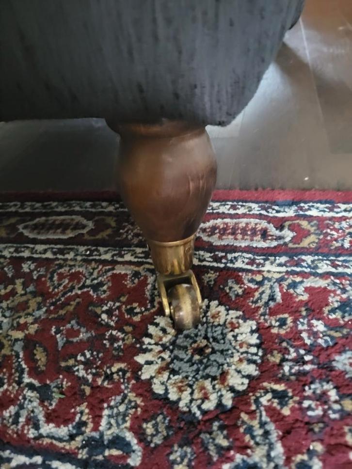 Engelse fauteuil met hocker, Huis en Inrichting, Fauteuils, Zo goed als nieuw, Stof, 75 tot 100 cm, 75 tot 100 cm, Ophalen of Verzenden