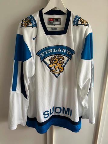 Vintage ijshockey hockey shirt jersey Finland Nike Suomi NHL beschikbaar voor biedingen