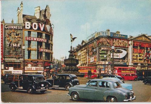 Engeland, Londen met auto's Rover P4 , Austin FX3 Taxi, Verzamelen, Ansichtkaarten | Buitenland, Engeland, Ophalen of Verzenden