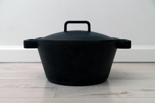 Tools Gietijzeren Pan, Huis en Inrichting, Keuken | Potten en Pannen, Zo goed als nieuw, Koekenpan of Braadpan, Gietijzer, Inductieplaat