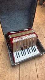 Honher concerto 1 accordion, Muziek en Instrumenten, Accordeons, 48-bas, Zo goed als nieuw, Hohner, Met riemen