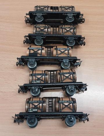 Vijf Marklin wijnwagons  beschikbaar voor biedingen