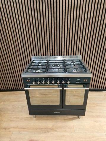 Prachtige zwarte Pelgrim Novecento Fornuis (Gratis bezorgen) beschikbaar voor biedingen